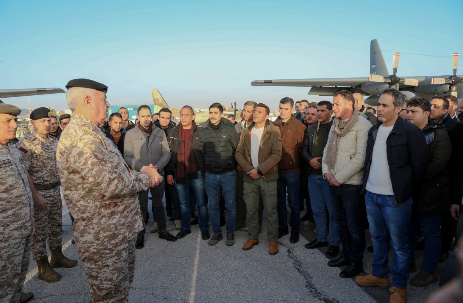 Chairman of the Joint Chiefs of Staff Maj. Gen. Yousef Huneiti meets with the team from the integrated Jordanian field hospital before its departure to Turkey on Friday (Petra Photo) 